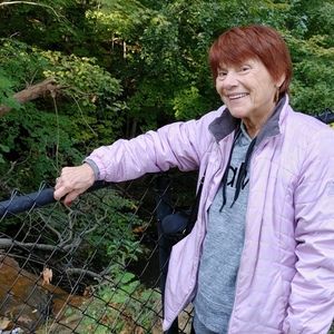 Meet your Posher, Linda